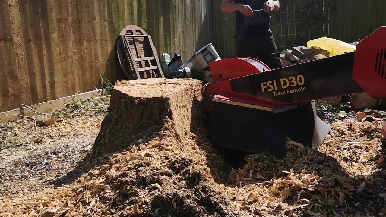 FSI D30 Track Remote stump grinder - Rhino Grinding