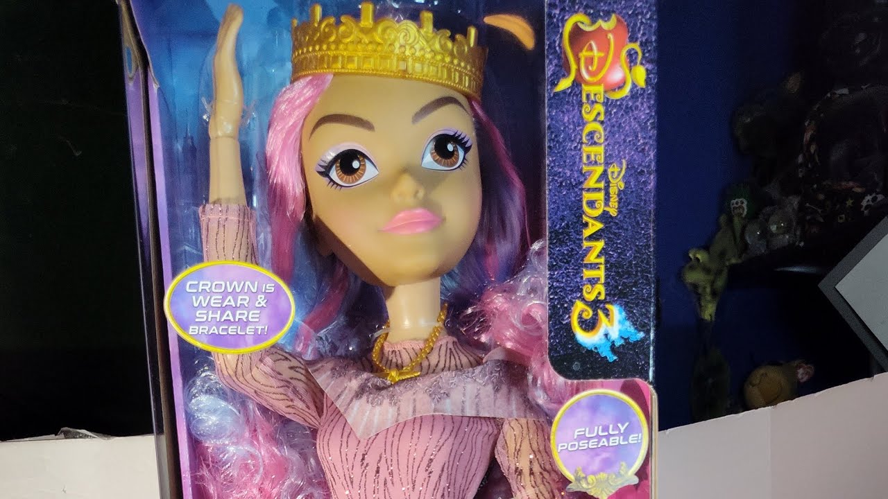 Descendants 3 Audrey 28 inch doll unboxing and review