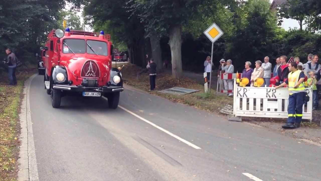 Fahrzeugkorso der 1. Oldtimer Sternfahrt des VdF NRW in Heiligenhaus
