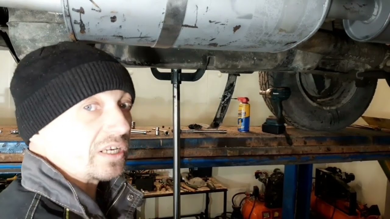 Замученный Пикап. Замена топливного модуля и прочее...)