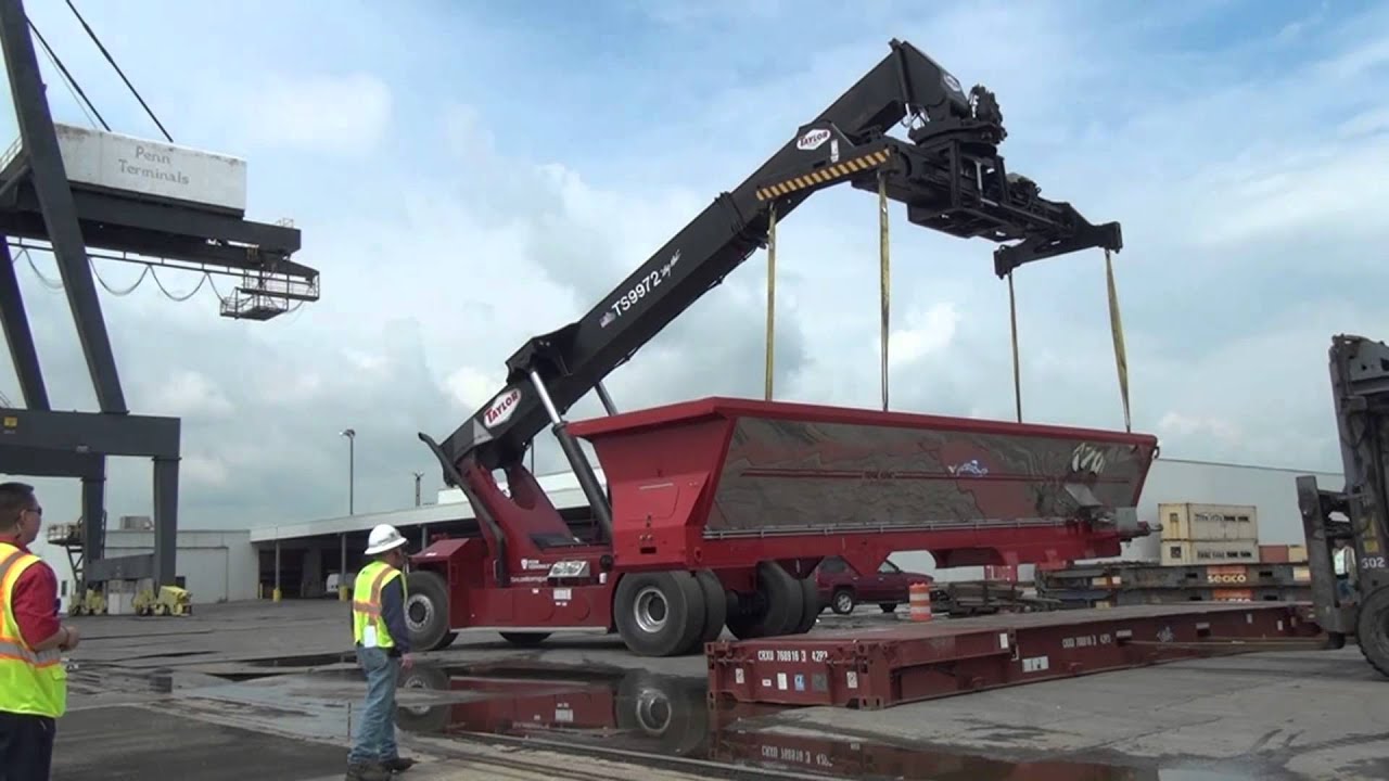 Taylor Reachstacker Attachments