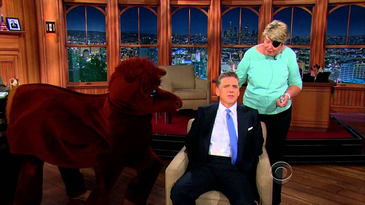 Craig Ferguson - Bond and JoanFinger