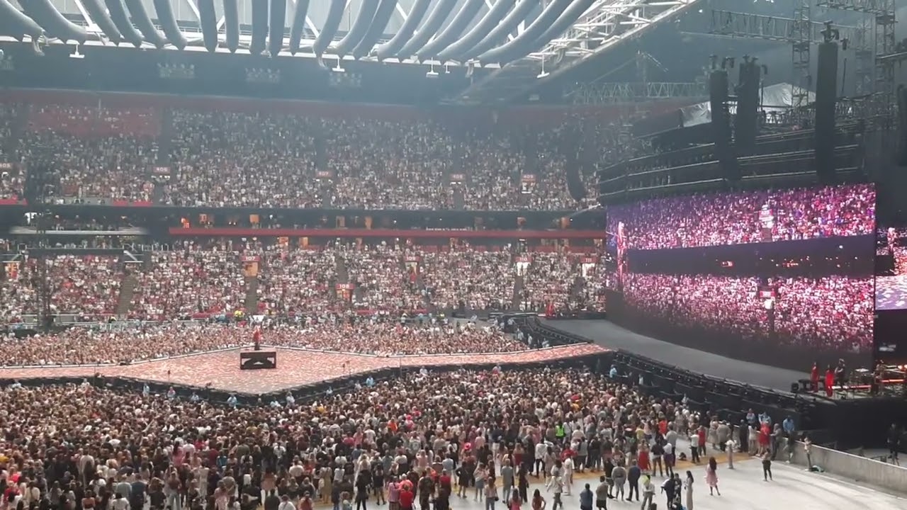 Taylor Swift - All Too Well in Amsterdam, 06-07-2024