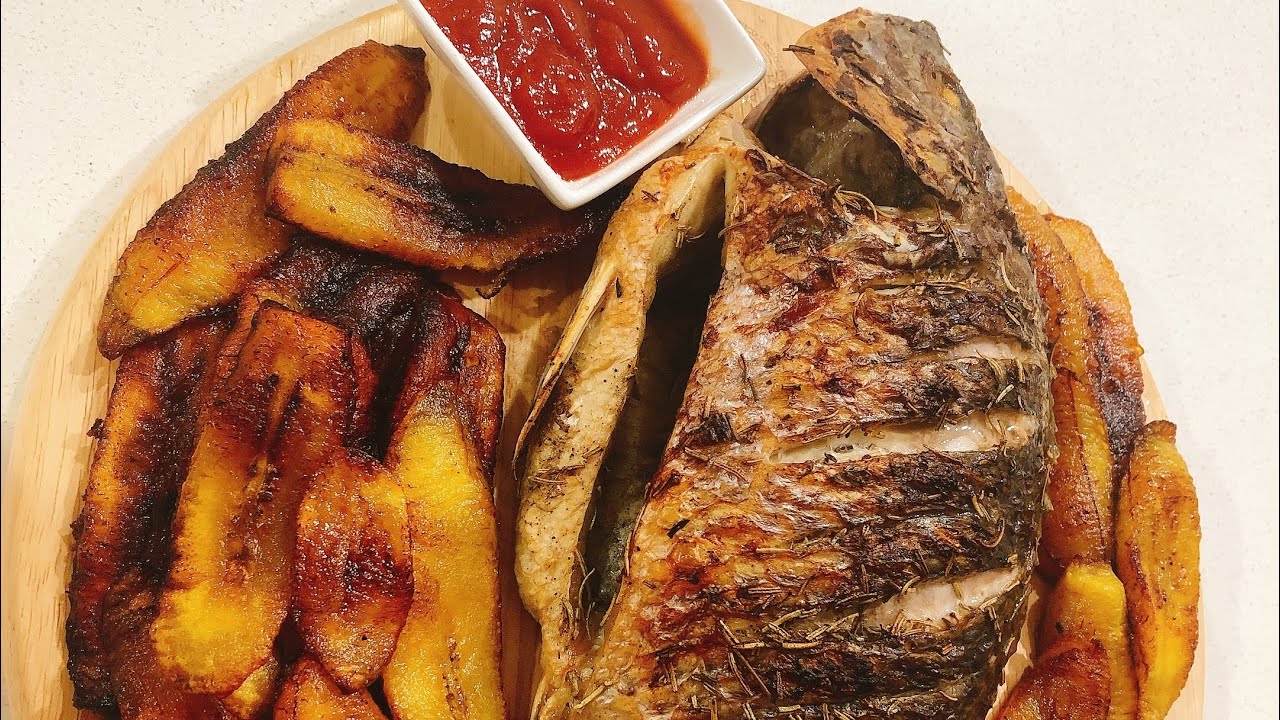 How To roast / bake Tilapia in Cameroon . Roasted Tilapia / Baked Fish 18 January 2021