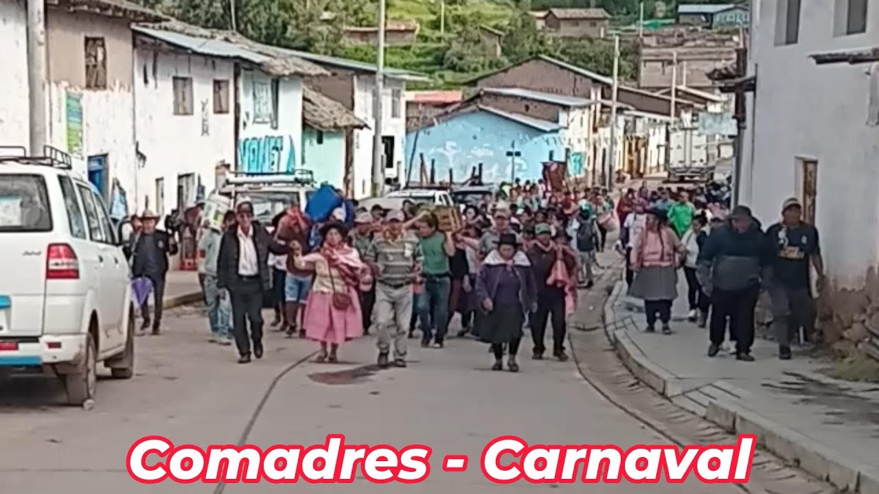 CARNAVAL DE LOCROJA ES UNA TRADICIÓN LLENA DE ALEGRÍA Y COLOR