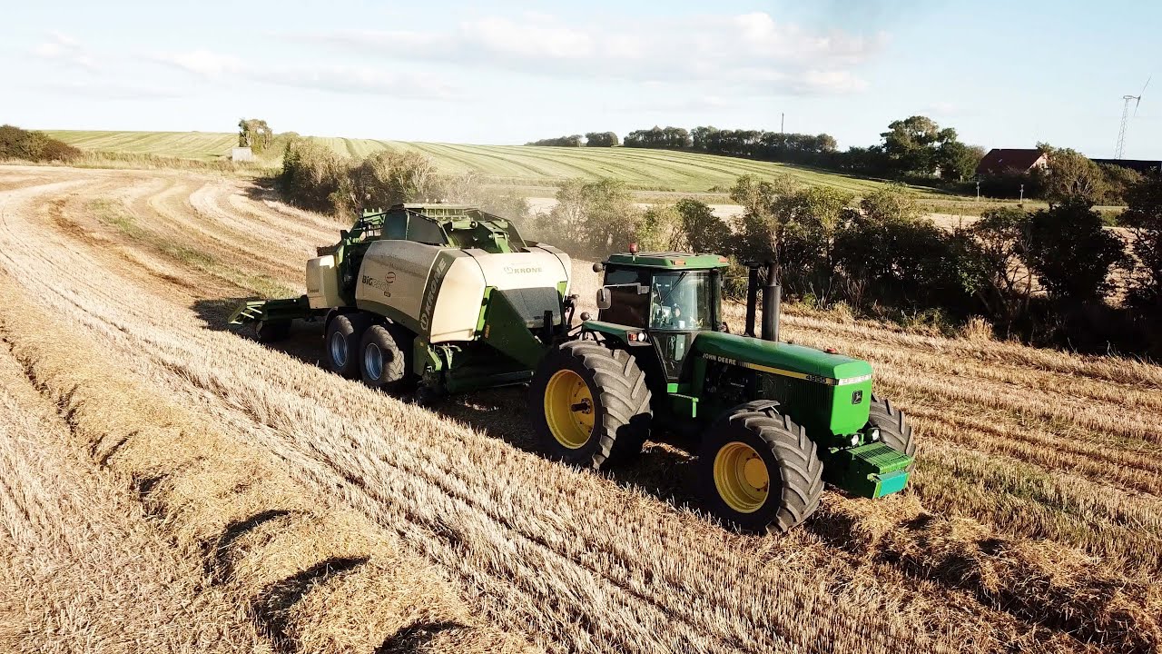 John Deere 4955 baling w/ Krone BigPack 4X4 | Pure Sound | Drone footage