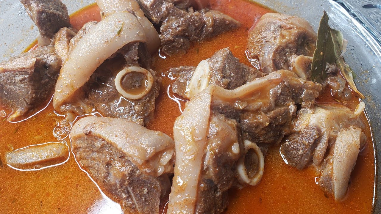 CAMEROONIAN GOATMEAT PEPPERSOUP RECIPE