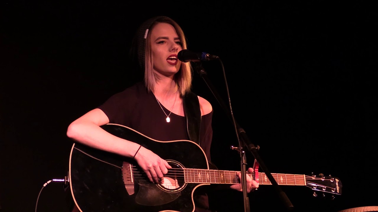 Goo Goo Dolls - Iris (Cover by Sabrina Prochaska)
