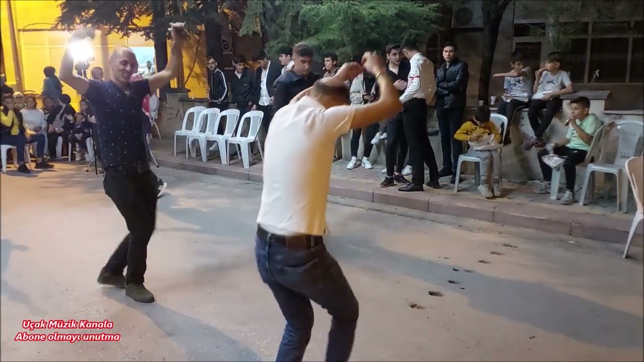 05 Çaldığım bağlama Hayriyem Huriyem Bir Tanem  Ahmet Taş
