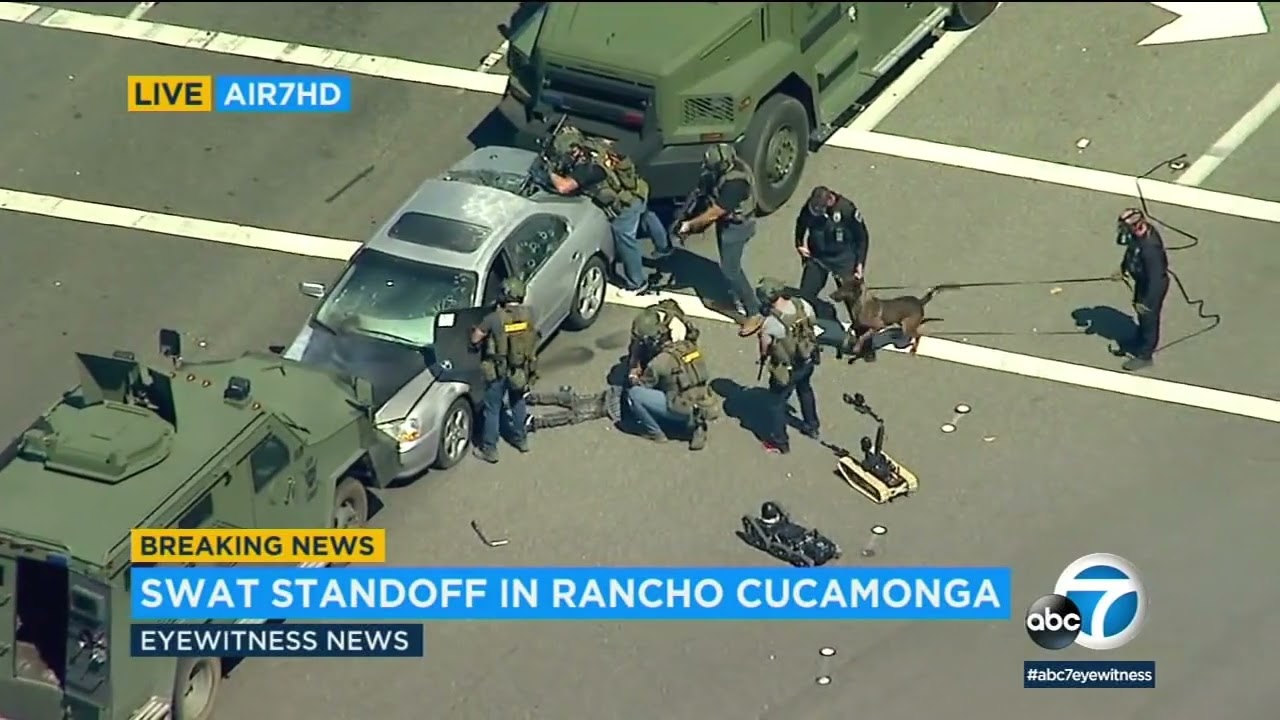 police tank chase bombing cars 🚗  agressive chase