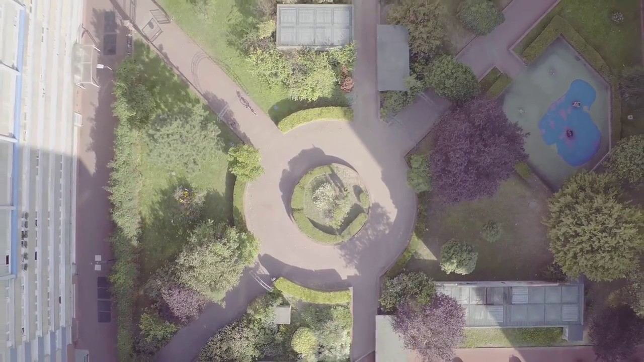 Vidéo aérienne de la ville de Clichy La Garenne en drone