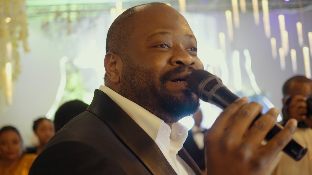 MARIAGE CONGOLAIS: Pasteur MOISE MBIYE Chante pour JOEL ET NAOMIE A BUKAVU/RD CONGO Partie 01