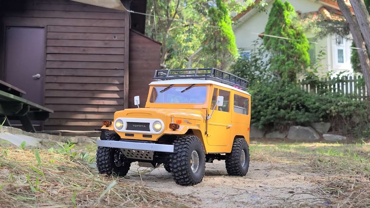 RC VLOG FMS TOYOTA Land Cruiser FJ40 FIRST TRAIL OFF-ROAD