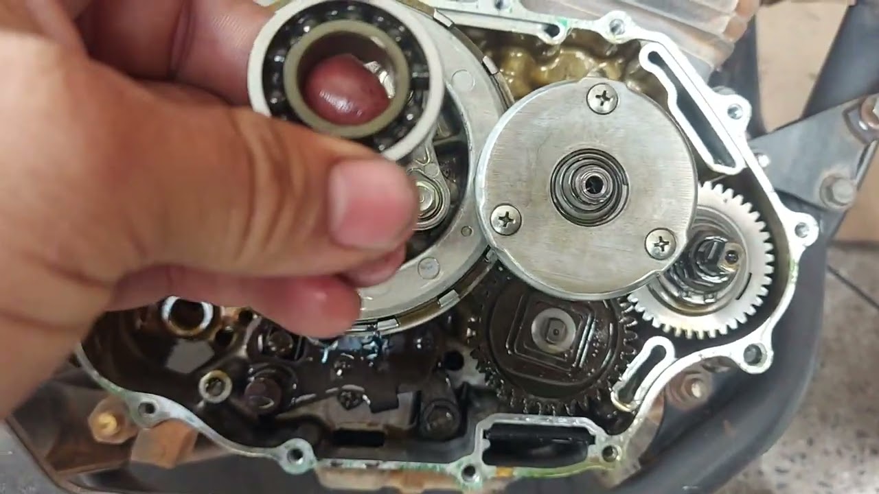 Esse barulho na embreagem pode até quebrar o motor