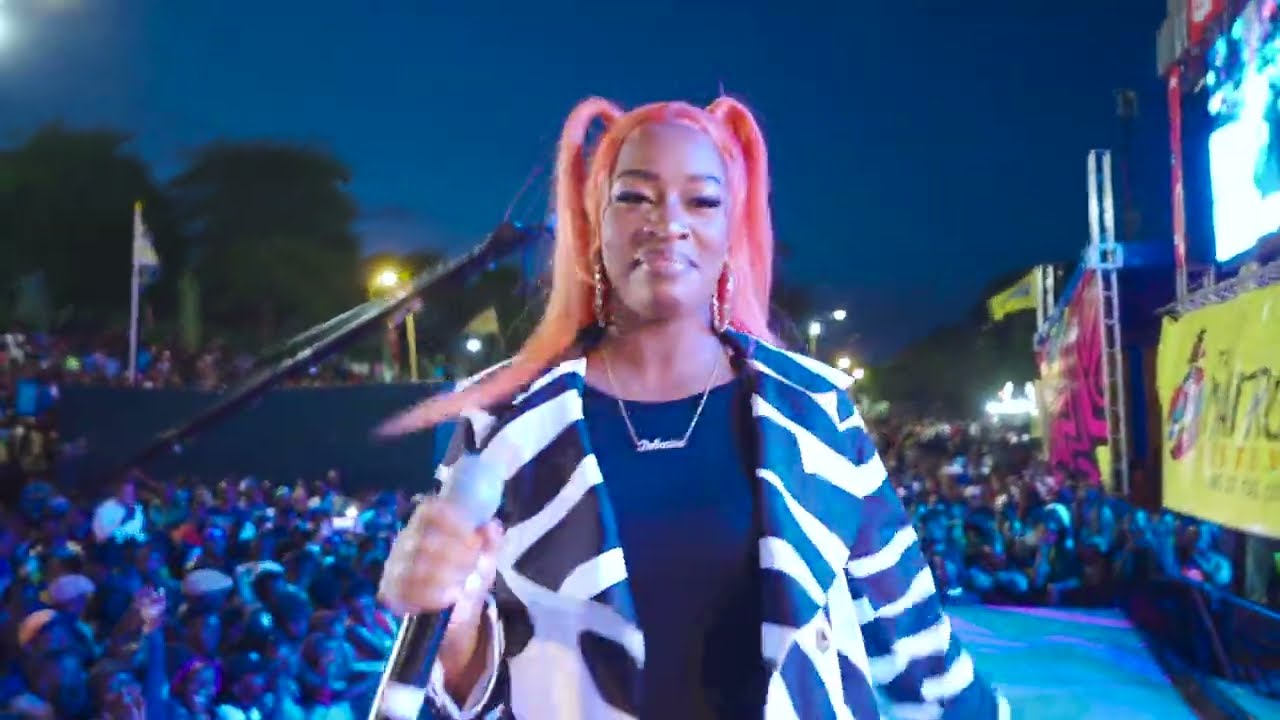 DIANA PERFORMS FOR THE FIRST TIME AFTER CHILD BIRTH| CROWD GOES WILD AS BAHATI INVITES HER ON STAGE💥
