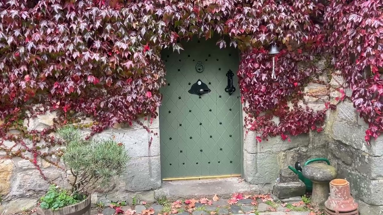 BLACKHALL MANOR, Paisley&rsquo;s oldest house