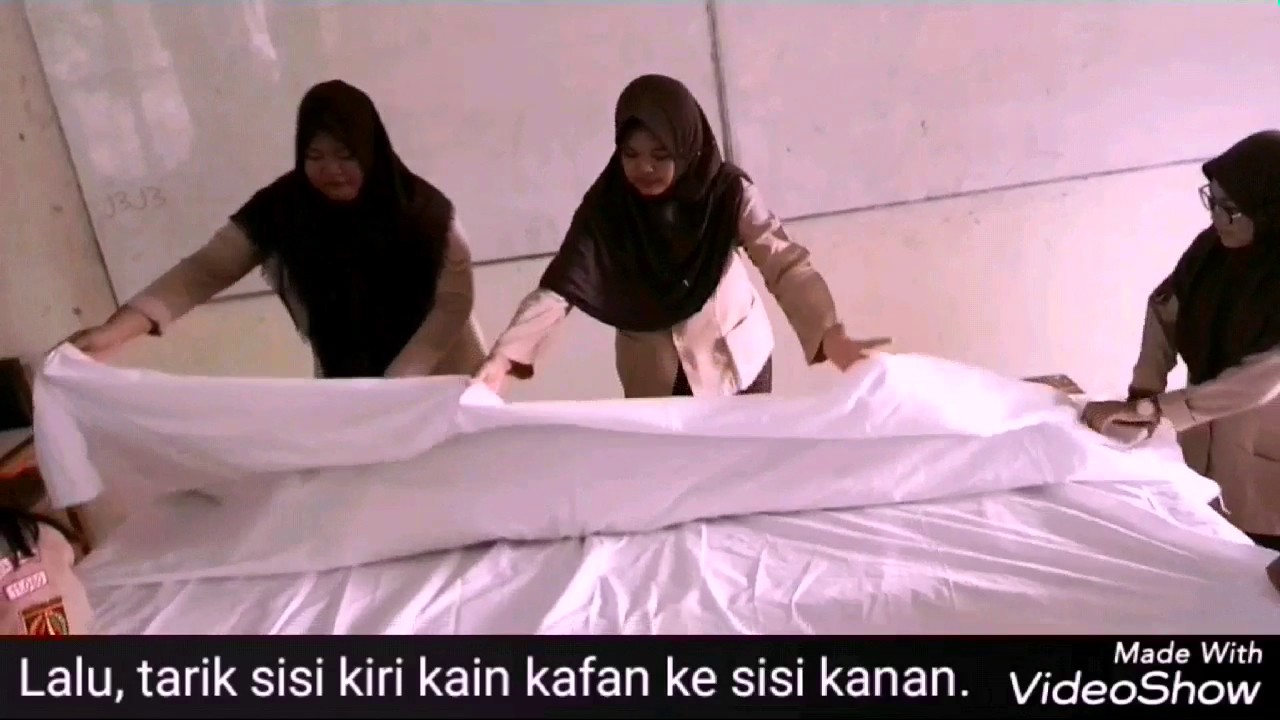 Tata Cara Mengkafani Jenazah Wanita//SMAN 11 SEMARANG//XI MIPA 3