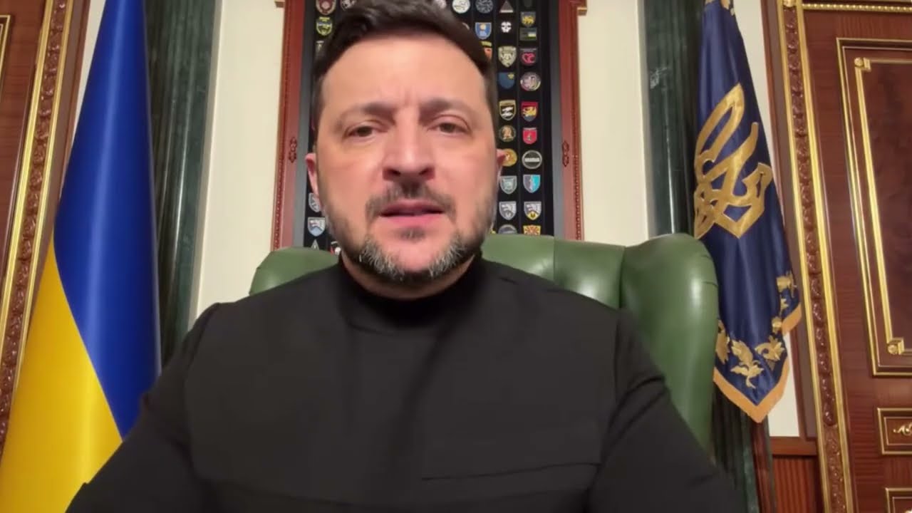 Почему страна в заложниках у этого психопата?