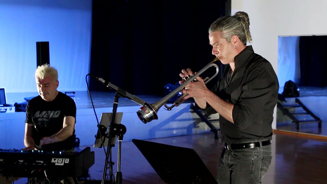 Silver Wheels Duo - Take the A Train (B. Strayhorn)