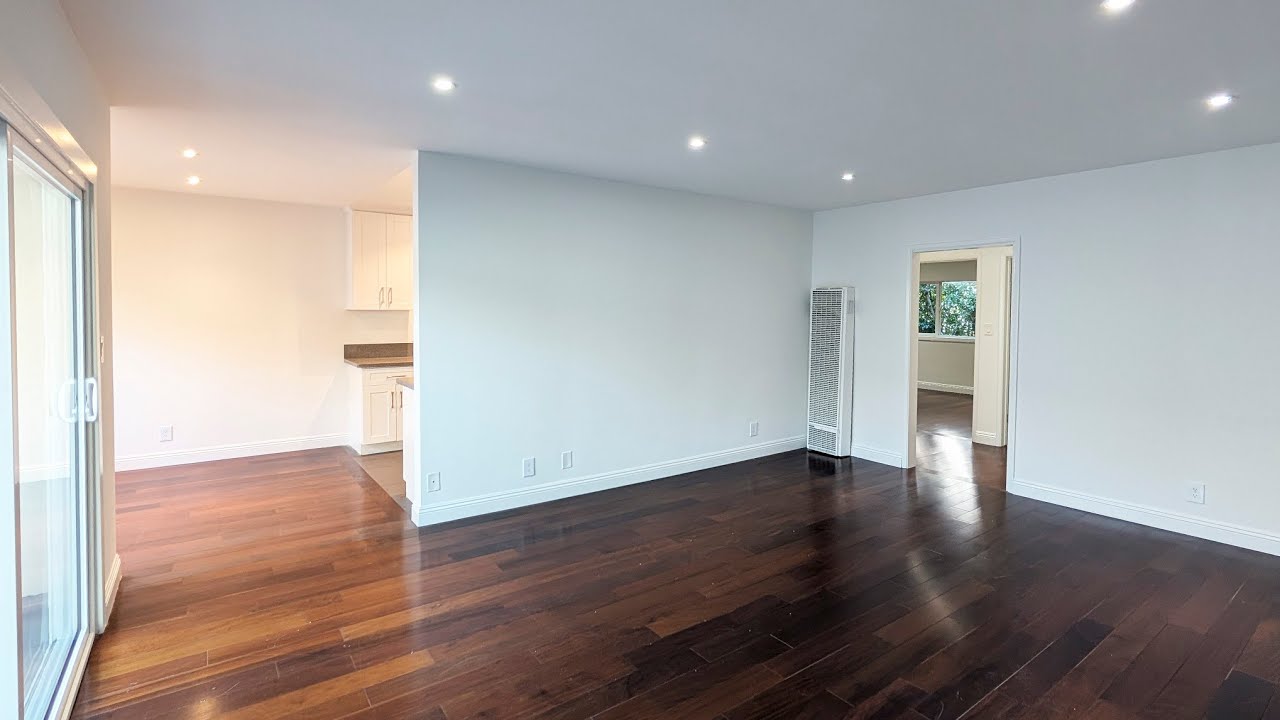 1048 #8 | Two-Bedroom/One-Bathroom 