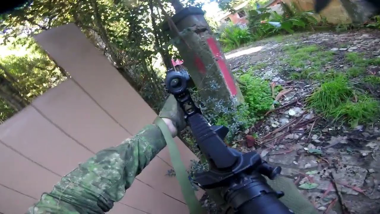 MWSing in Al-Caveiras Airsoft field