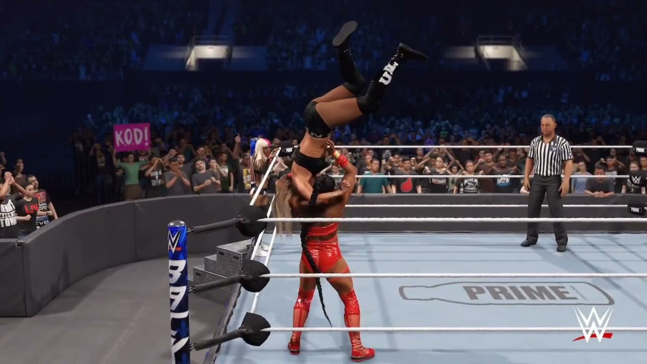 JadeCargill,BiancaBelair vs CharlotteFlair,ZelinaVega Women's World TagTeam Championship