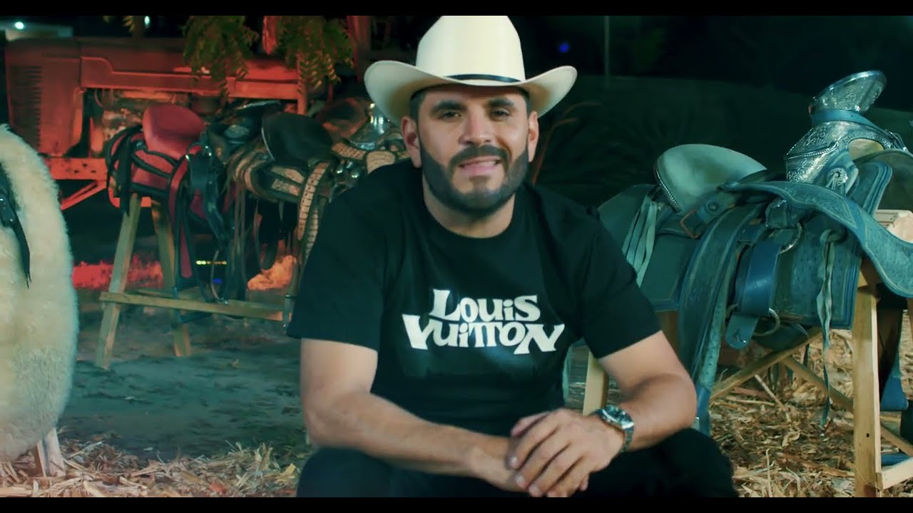 El Komander - Ranchero y Gallardo  (En Vivo)