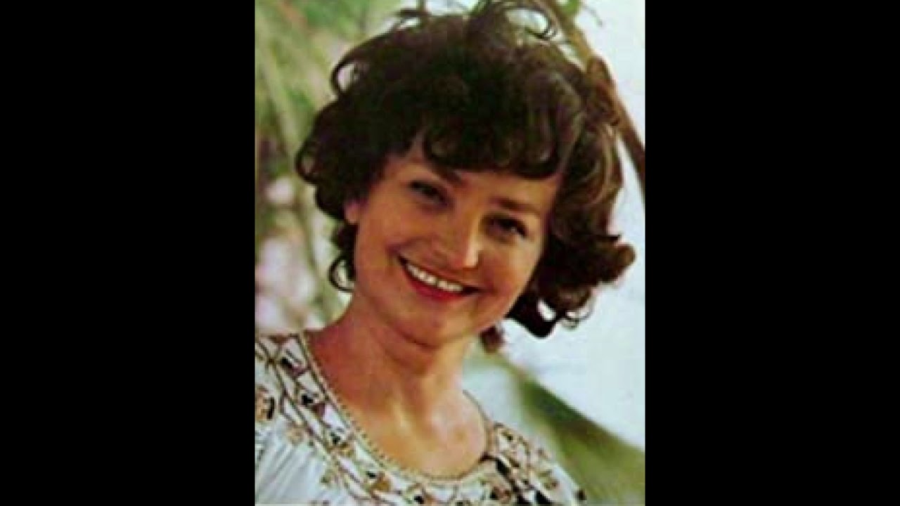 Valeria Colojoară - Trandafir crescut în iarbă