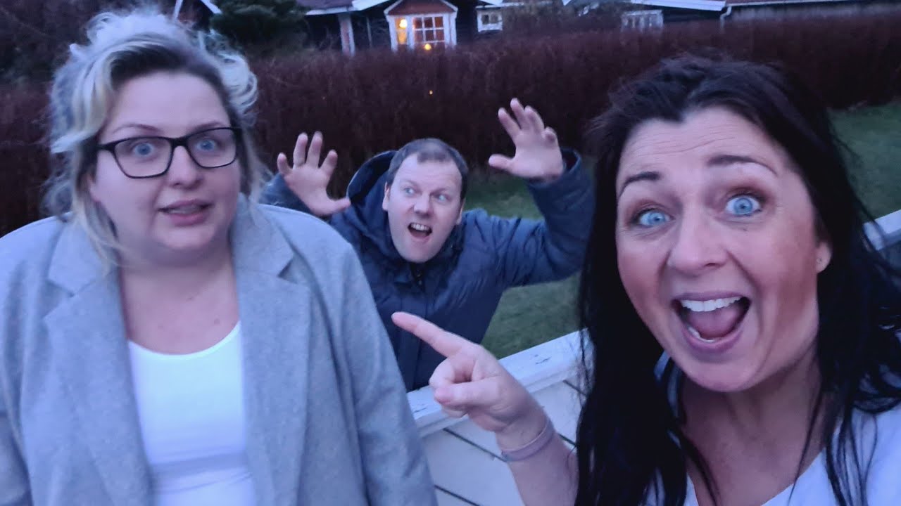 SKRÆMMER Nadia i haven🤣Karla bliver SUR PÅ NADIA SOM KASTER CHIPSENE🐕🤣😂