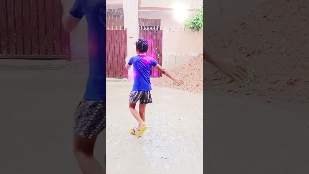 badal barsa bujuli sawan ko Pani|Badal barsa bujuli song| #shorts #dance #youtubeshorts #rain #cute