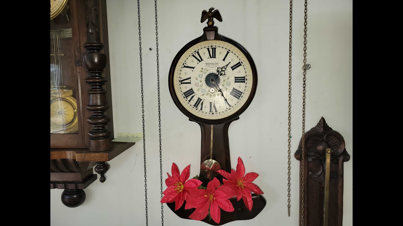 1967 NEW ENGLAND CLOCK Co ЧАСЫ С КУКУШКОЙ и РОЖДЕСТВОМ