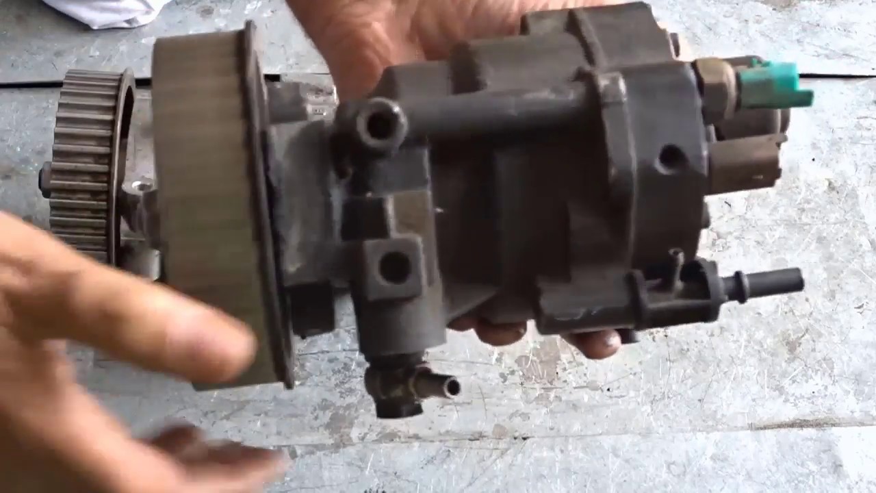 ماذا يوجد بداخل  مصخة الصغط العالى / HP / pompe haute pression