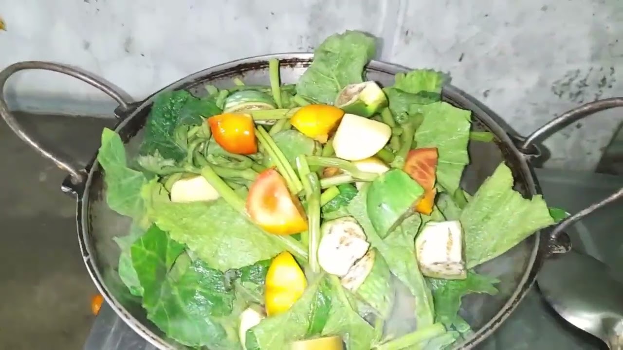 Pumpkin Saak Recipe | Kumro Saak Bhaja | Pumpkin Greens Recipe #cooking #food #foodvlog