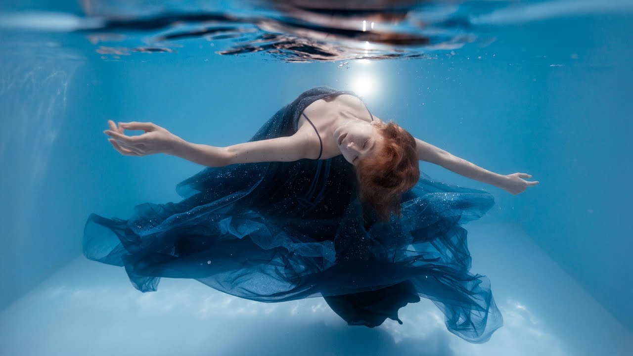 Unterwasser Modelfoto: TV Reportage mit dem MDR