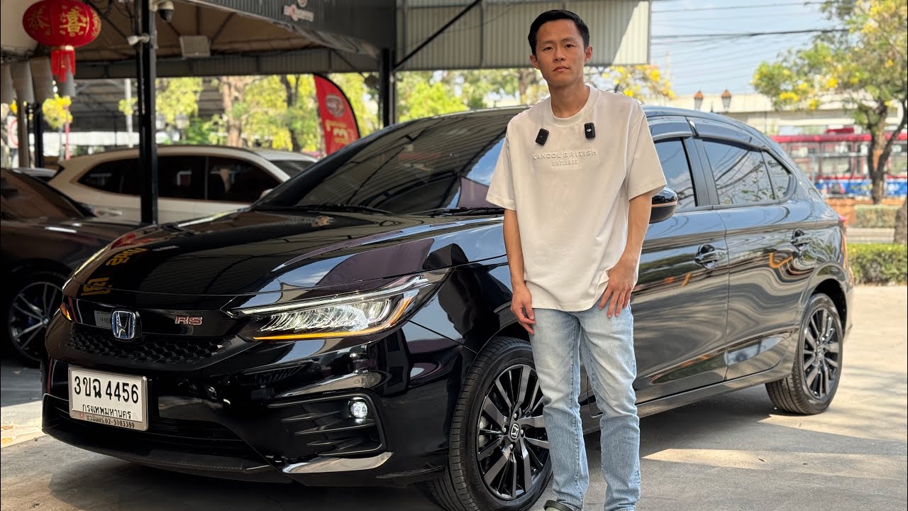 HONDA CITY 1.5 e:HEV RS HATCHBACK 2022วิ่ง 13,000 กิโลเมตรราคา 559,000 บาท