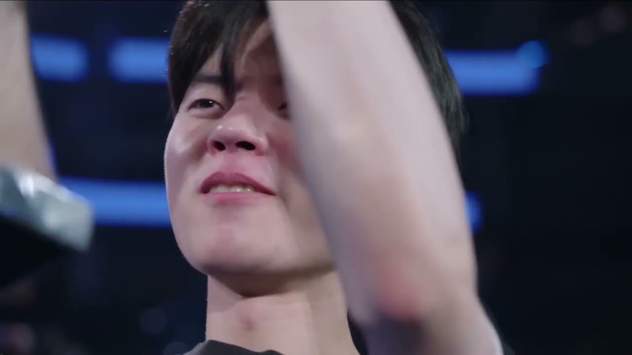 STAR WALKIN'.       [ THE STORY OF DEFT ]