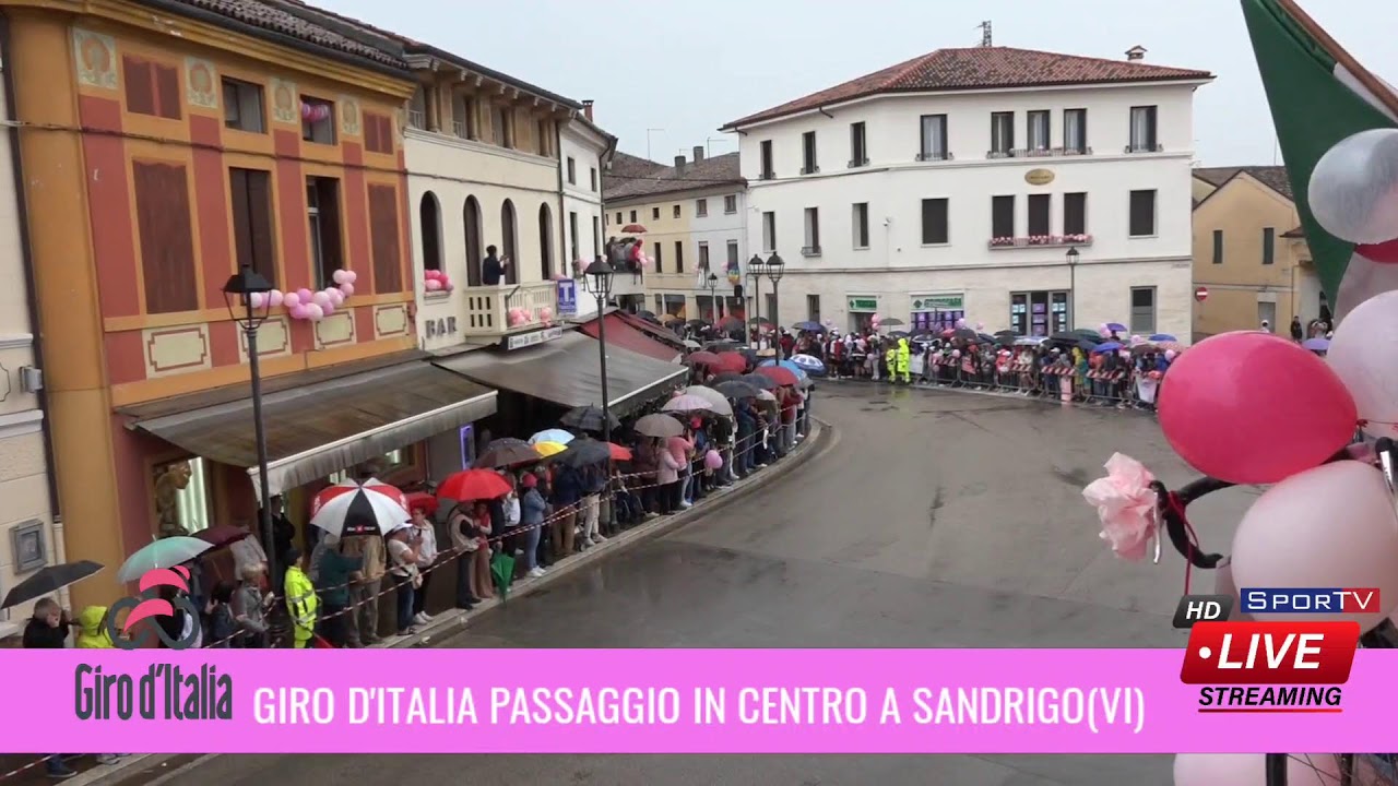 GIRO D'ITALIA 2025 PASSAGGIO IN CENTRO A SANDRIGO