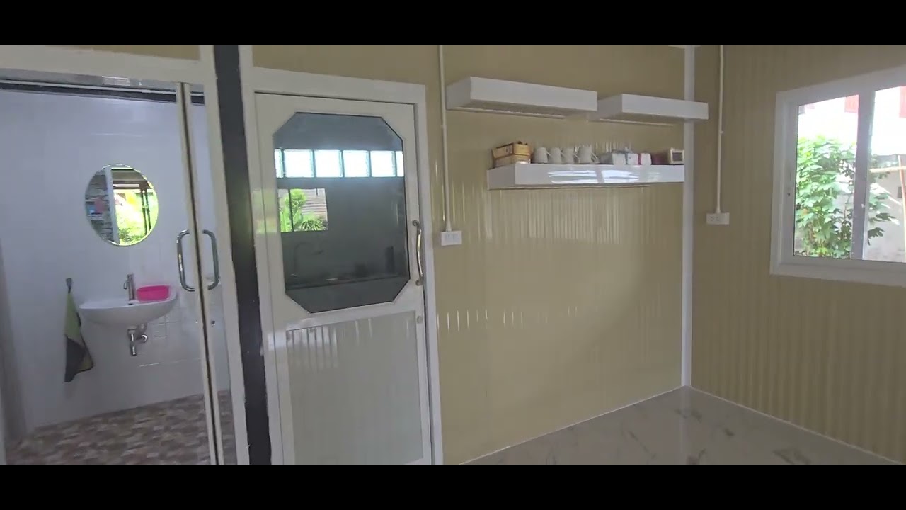 บ้านปิงปอง ใช้หลังคา ผนัง พื้น ปิงปอง