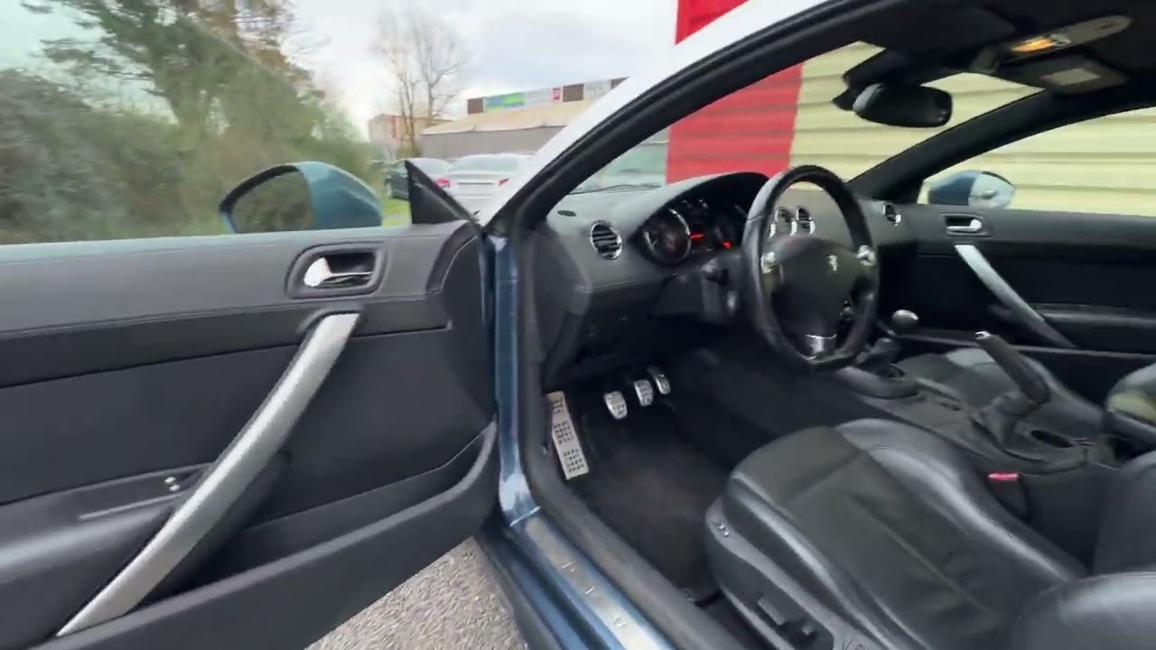 PEUGEOT RCZ 2.0 HDi 163 ALLURE
