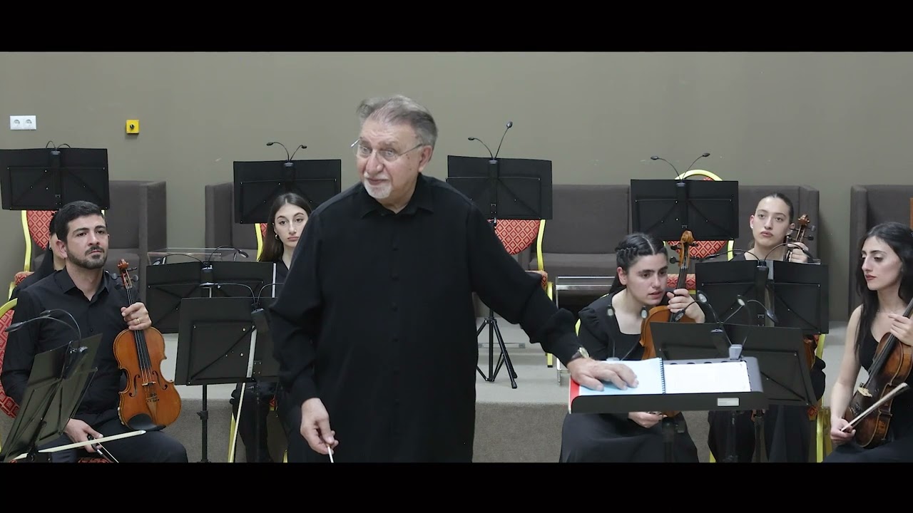 Hayrapetakan maghterg. Amen hayi / Հայրապետական մաղթերգ. Ամեն հայի