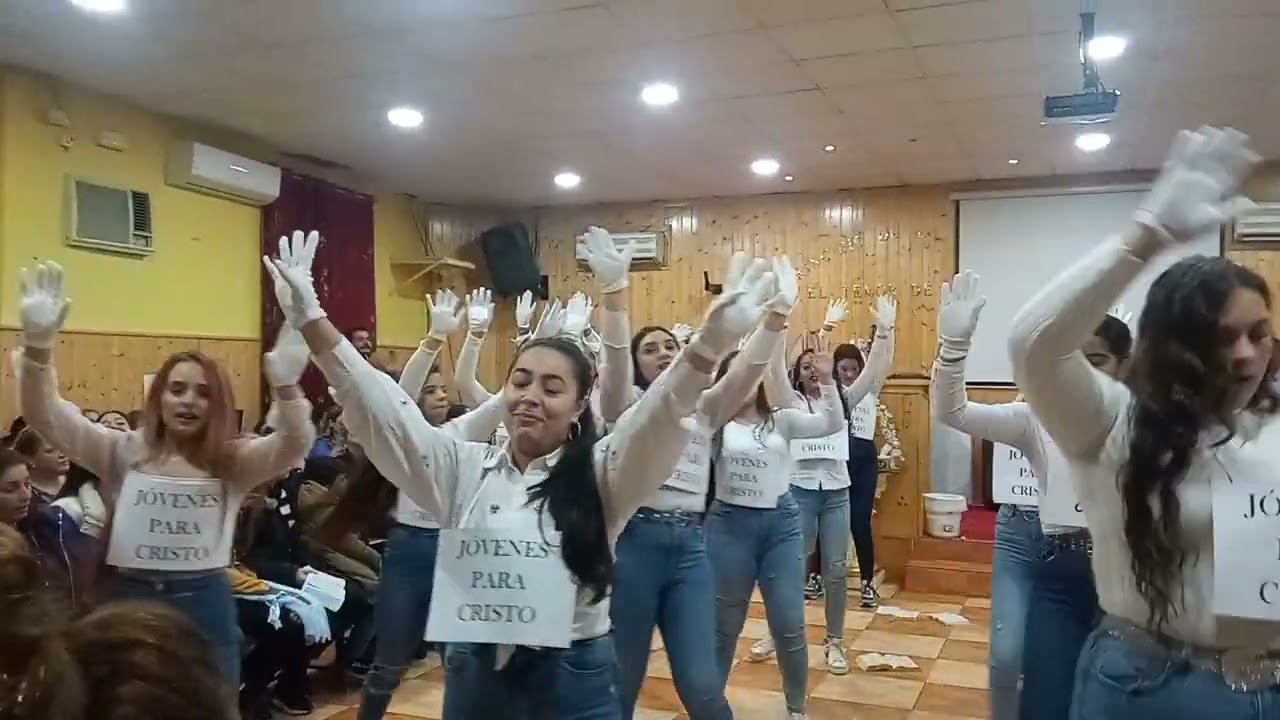 danza de las jóvenes de la iglesia de (miajadas) 17/12/22