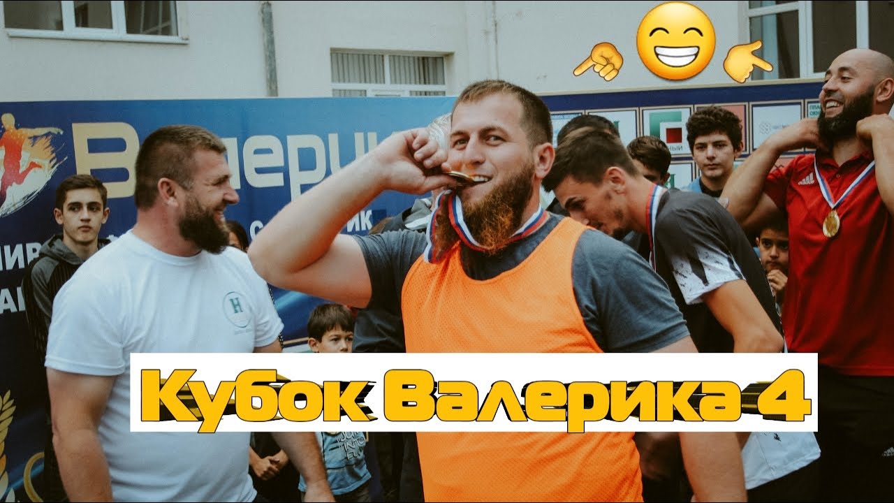 За кулисами 
