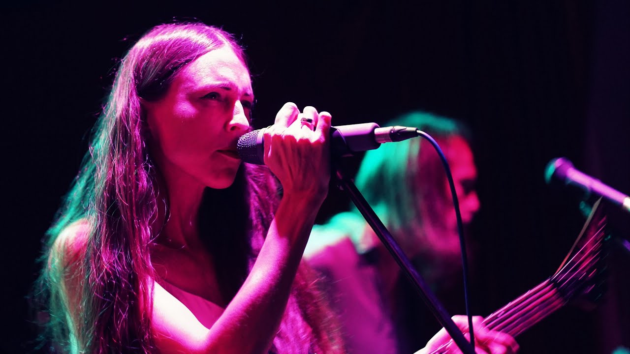 Taste The Lemon - Eyes Wide Shut (Live)