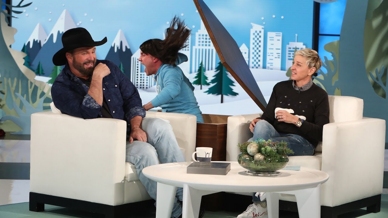 Ellen Gives Garth Brooks a Scare to Remember