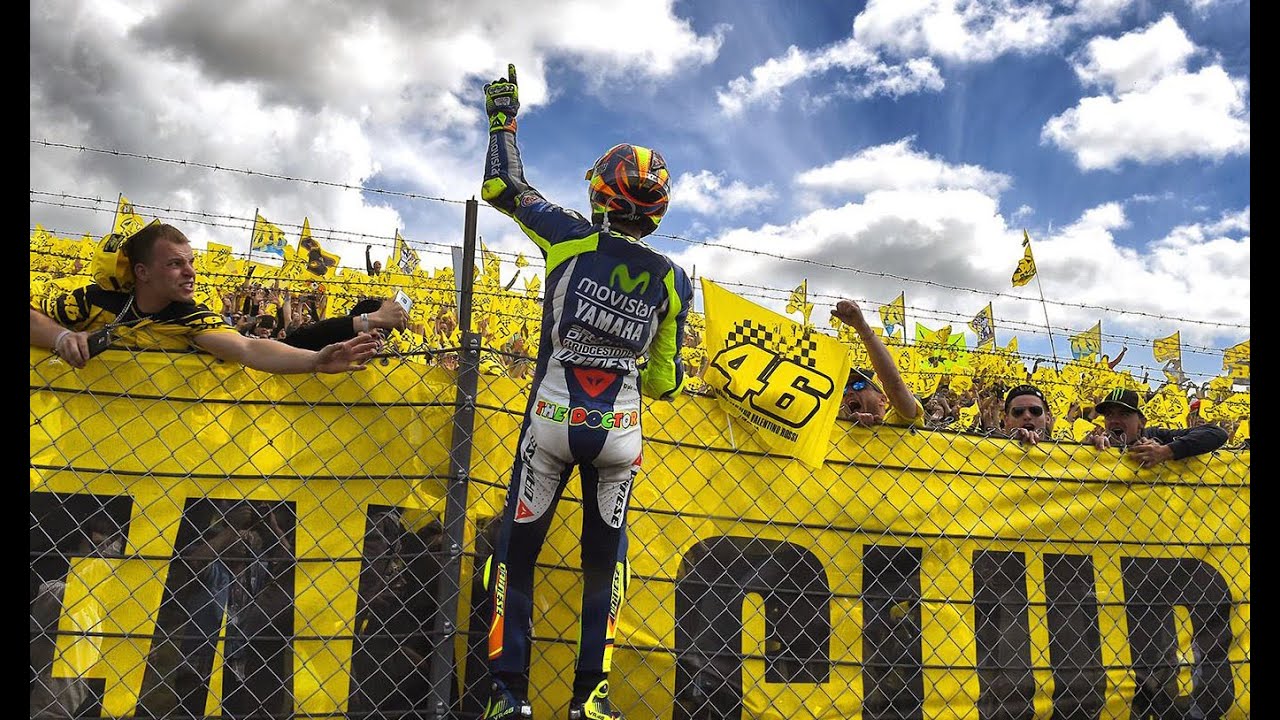 Racing legend Valentino Rossi wins the dutch GP 2015