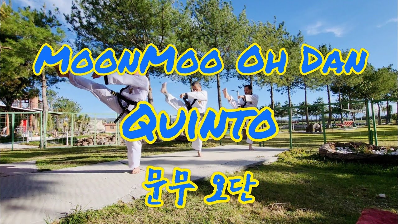 Poomsae: MoonMoo Oh Dan (5º)