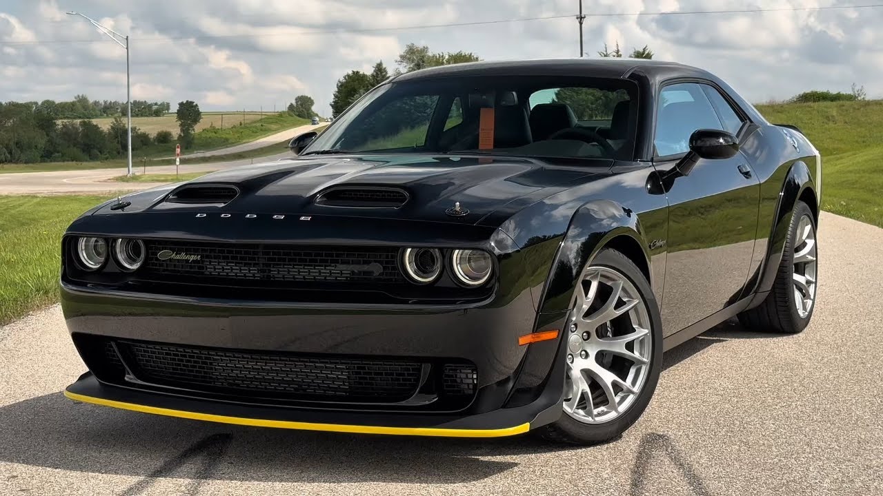 FOR SALE:  2023 Dodge Challenger Hellcat Redeye Widebody 