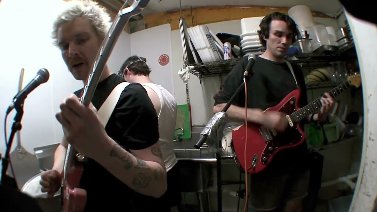 BEER - LIVE IN THE DISH PIT - FULL SET