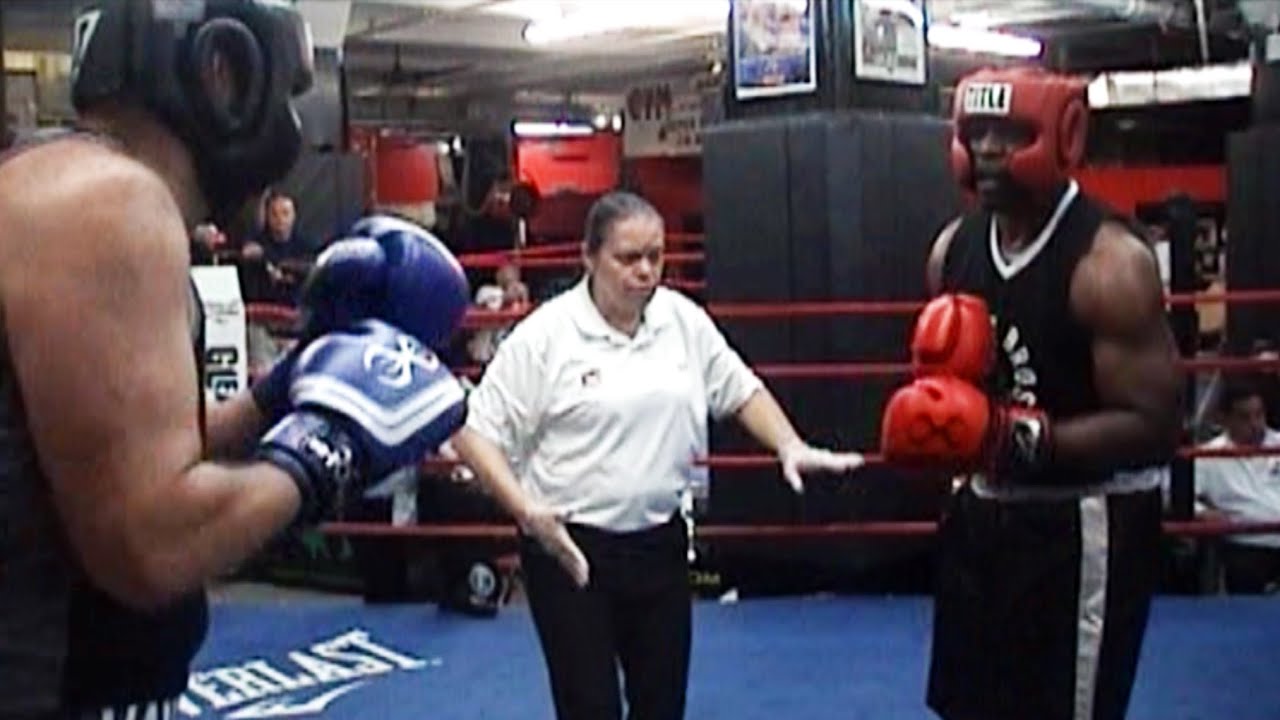 Heavyweight Master Boxers : John Vavas / Harry Roy : 3 rounds