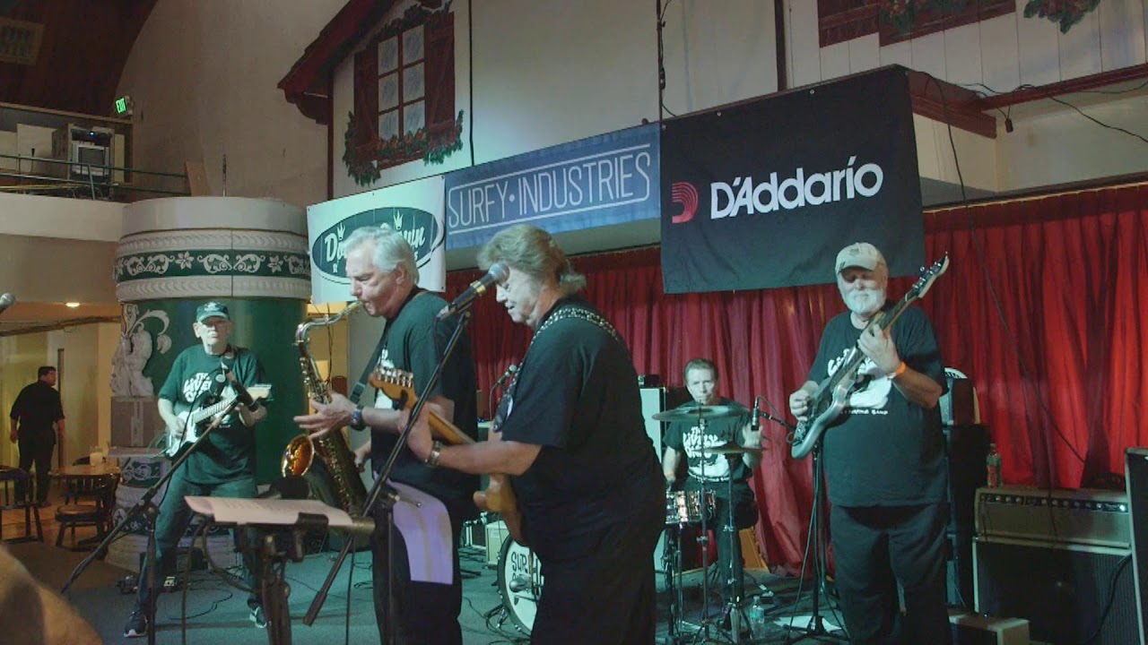 The Lively Ones "Surf Rider" SG101 Convention 2017